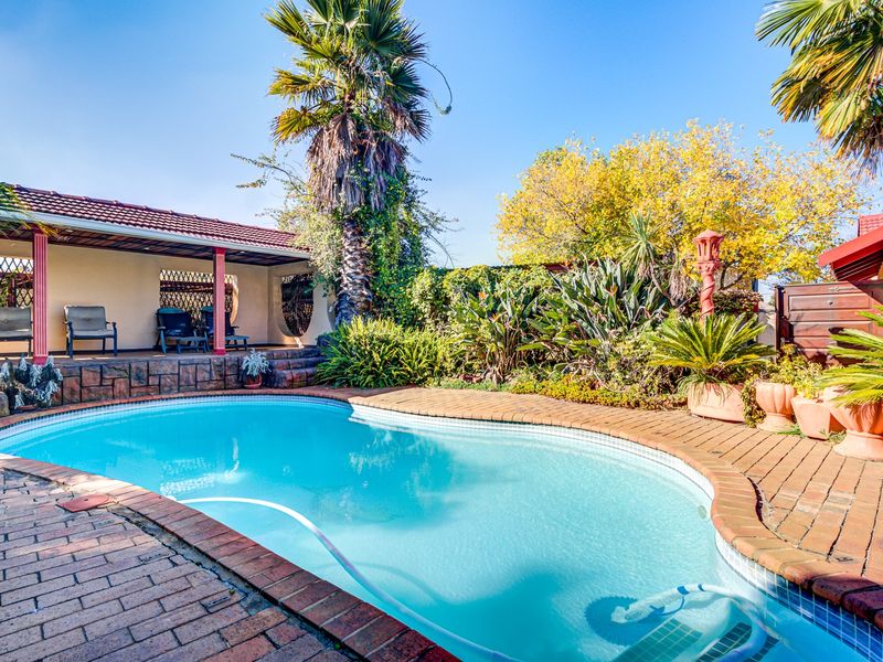 House For Sale in Benoni North - Photo 5