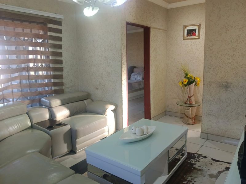 House For Sale in Riamar Park - Photo 9