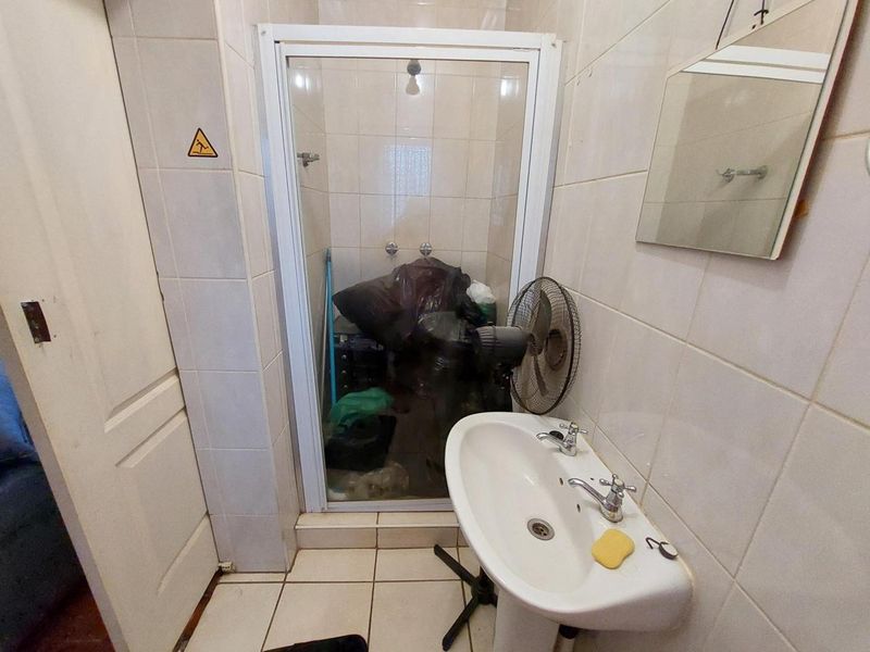 House For Sale in New Park - Photo 10