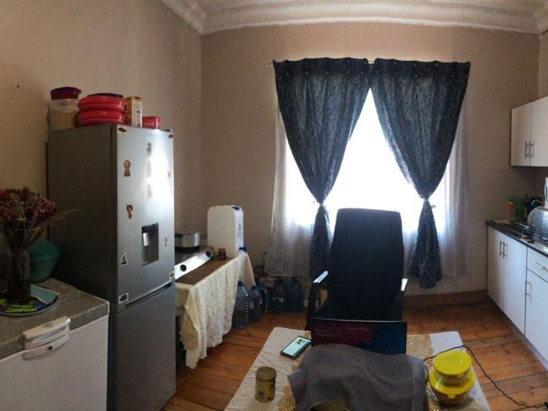 House For Sale in New Park - Photo 5