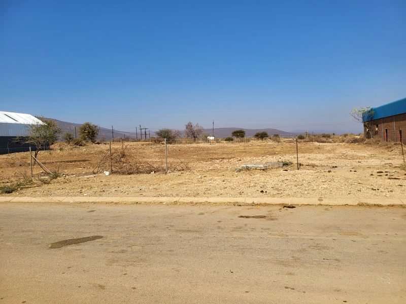 House For Sale in Apiesdoring - Photo 2