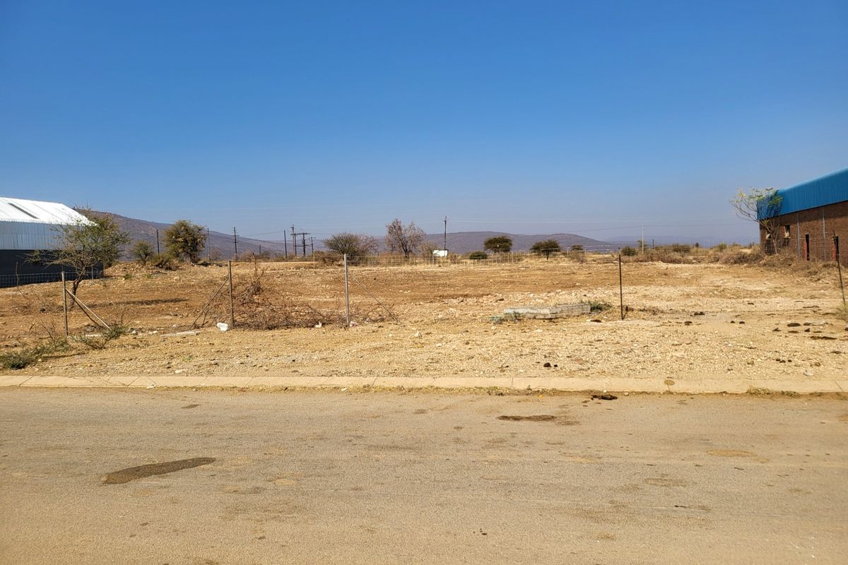 House For Sale in Apiesdoring - Photo 2