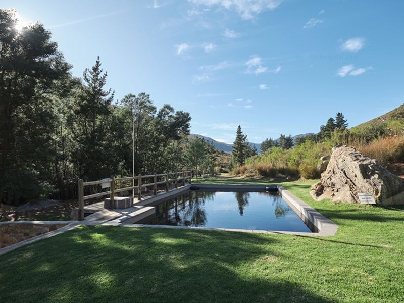 Commercial For Sale in Citrusdal Central - Photo 2