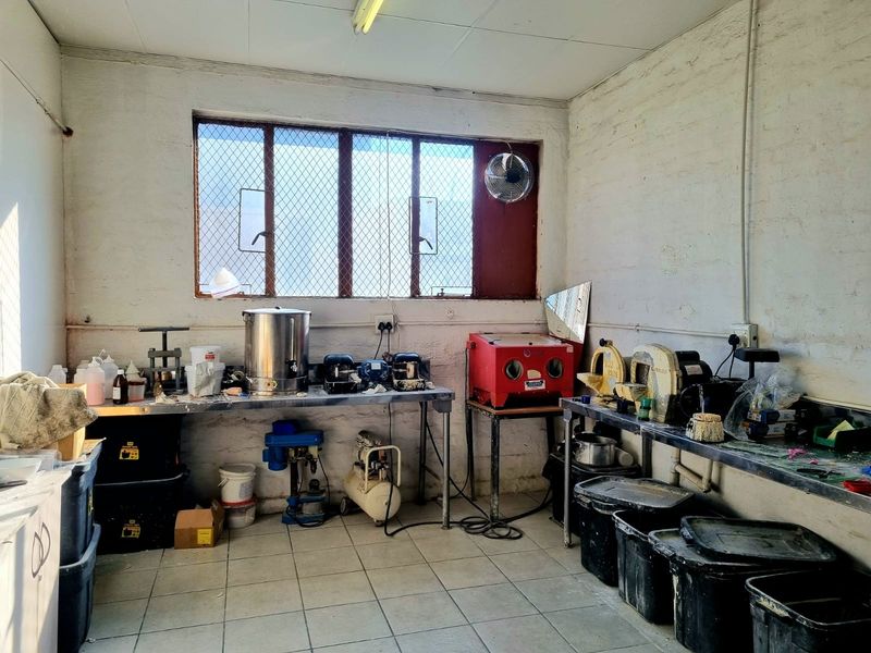 House For Sale in Kimberley Central - Photo 9