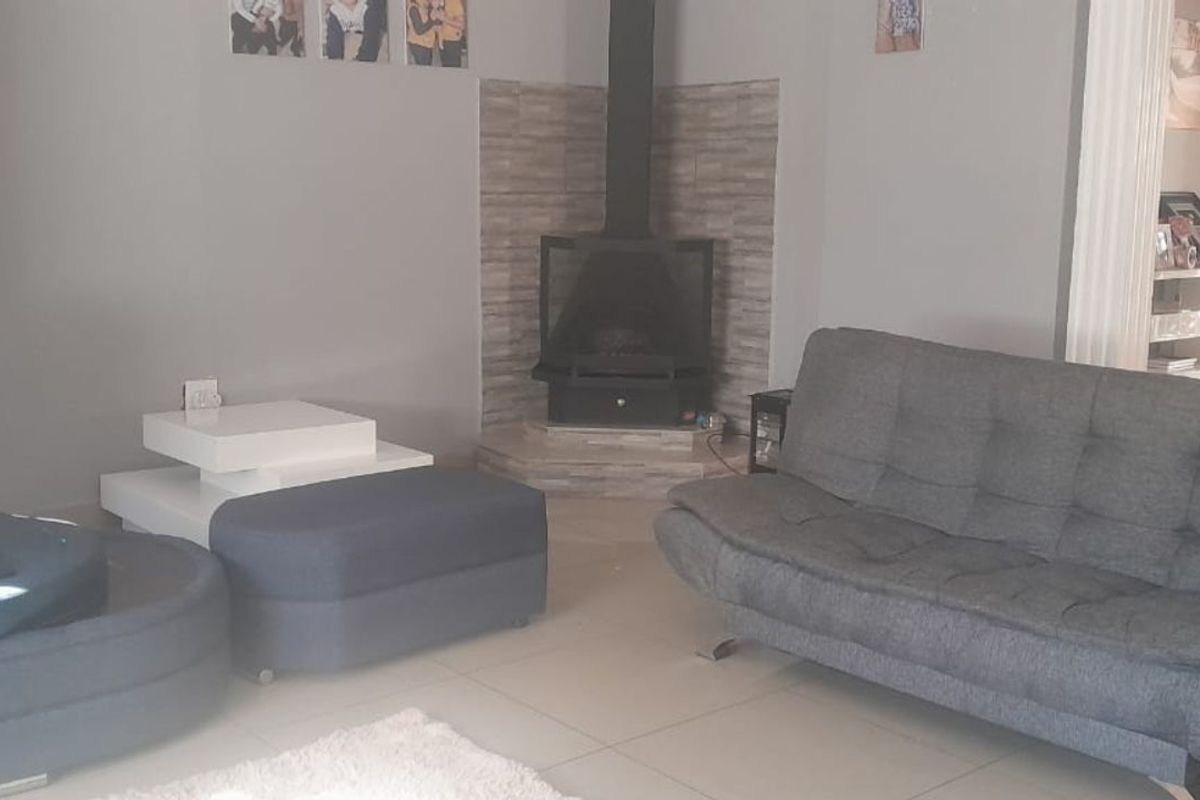 House For Sale in Kuruman Central - Photo 4