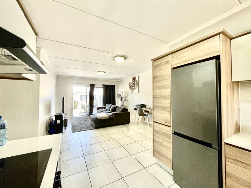 Apartment For Sale in Waterfall - Photo 6