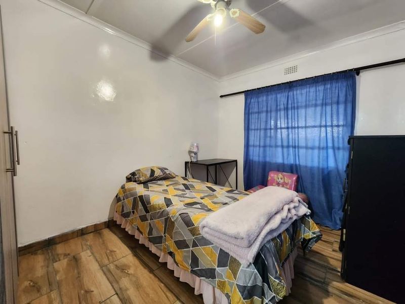 House For Sale in Homevale - Photo 8