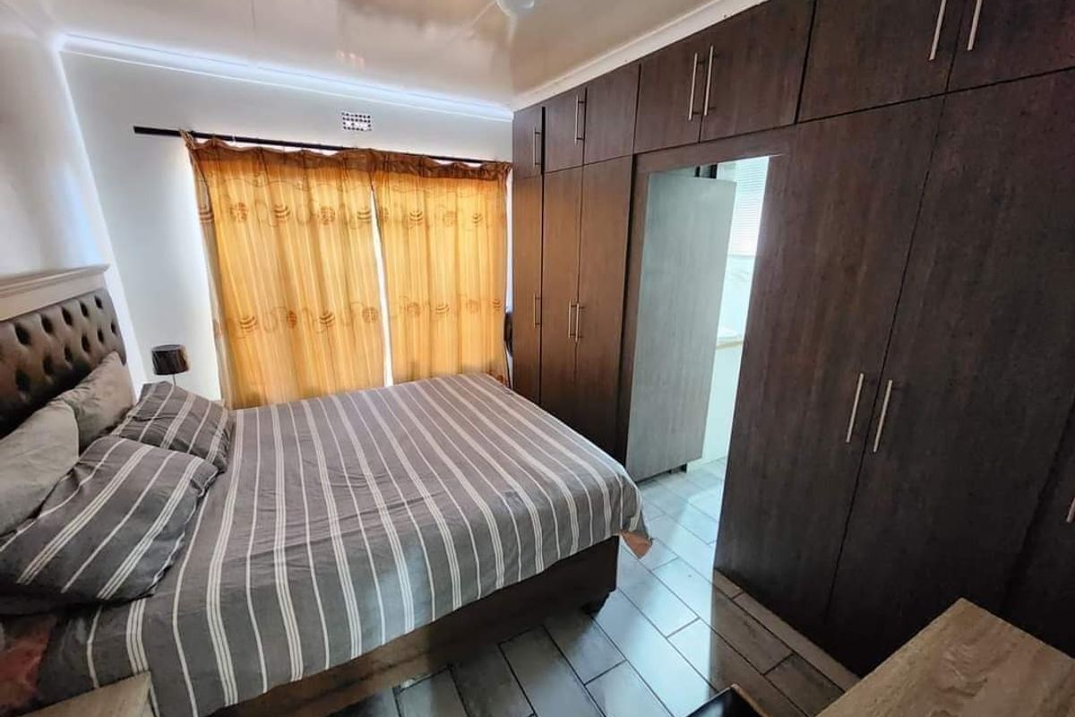 House For Sale in Homevale - Photo 5