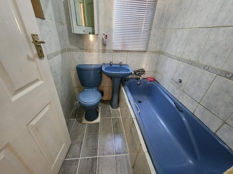 House For Sale in Homevale - Photo 9