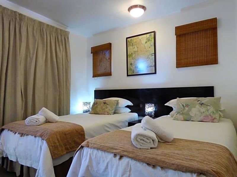 Guest House For Sale in Ermelo Central - Photo 6