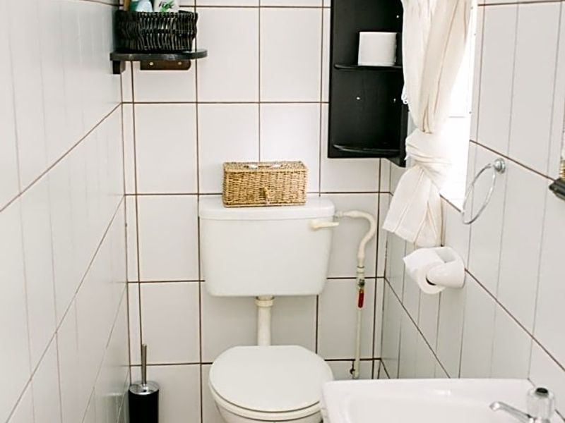 Guest House For Sale in Ermelo Central - Photo 10