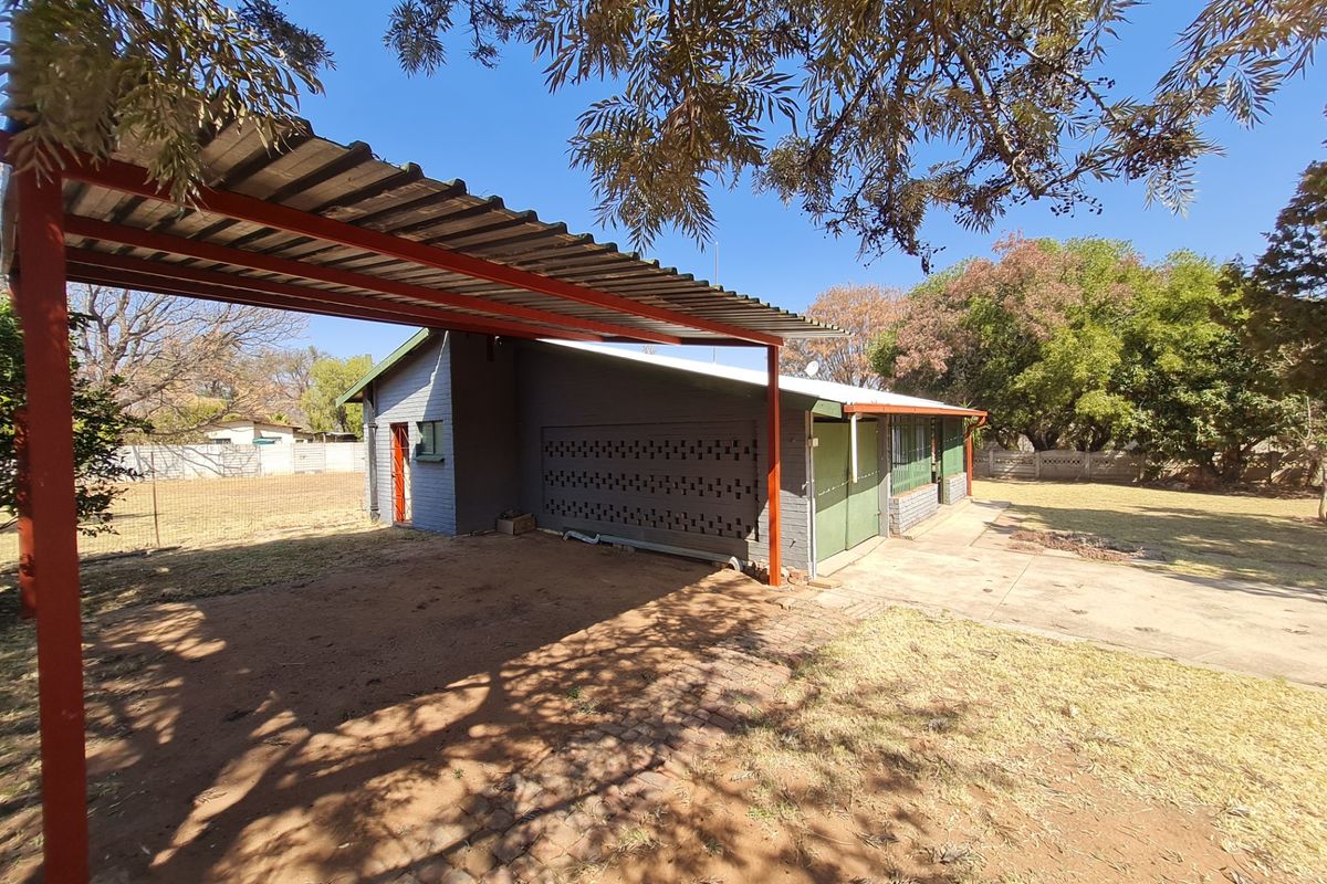 House For Sale in Modimolle Central - Photo 4