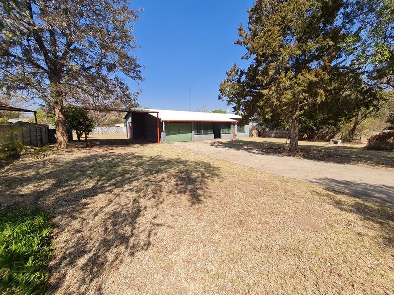 House For Sale in Modimolle Central - Photo 3