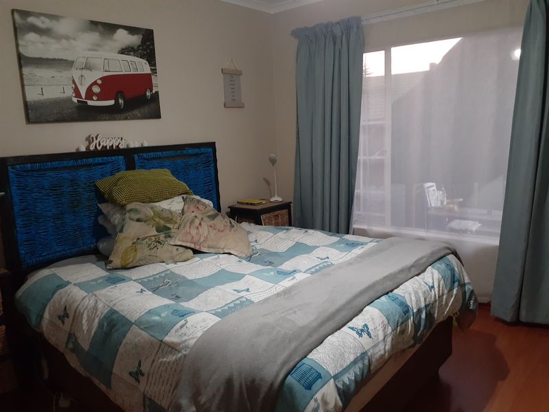 Townhouse For Sale in Rooihuiskraal North - Photo 10