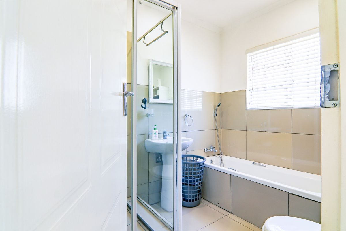 House For Sale in Kyalami Hills - Photo 5