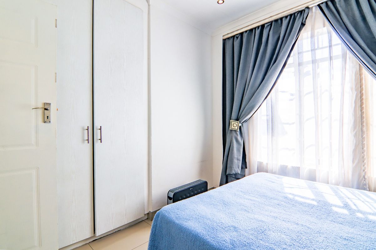 House For Sale in Kyalami Hills - Photo 3