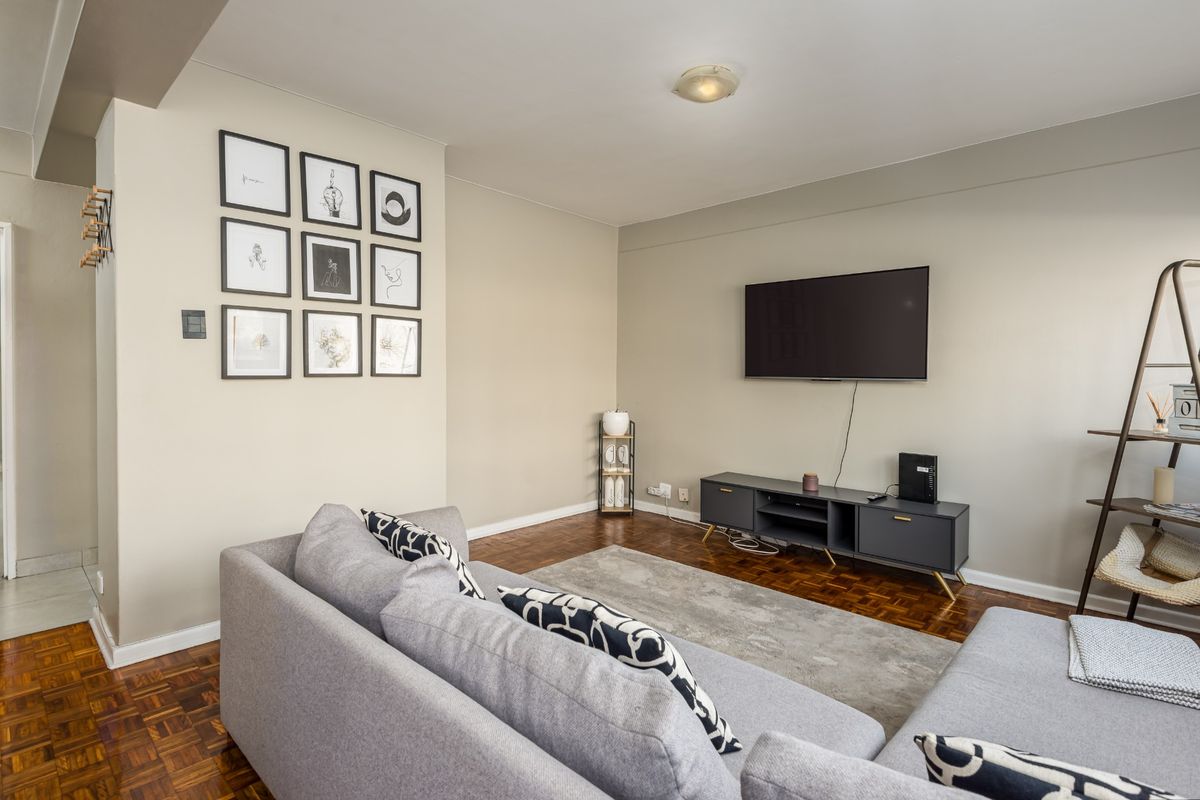 Apartment For Sale in Humewood - Photo 5