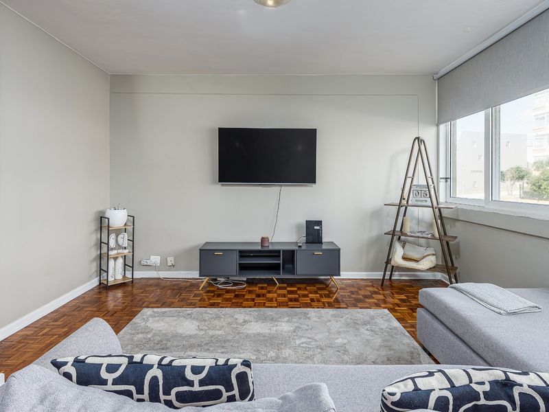 Apartment For Sale in Humewood - Photo 6