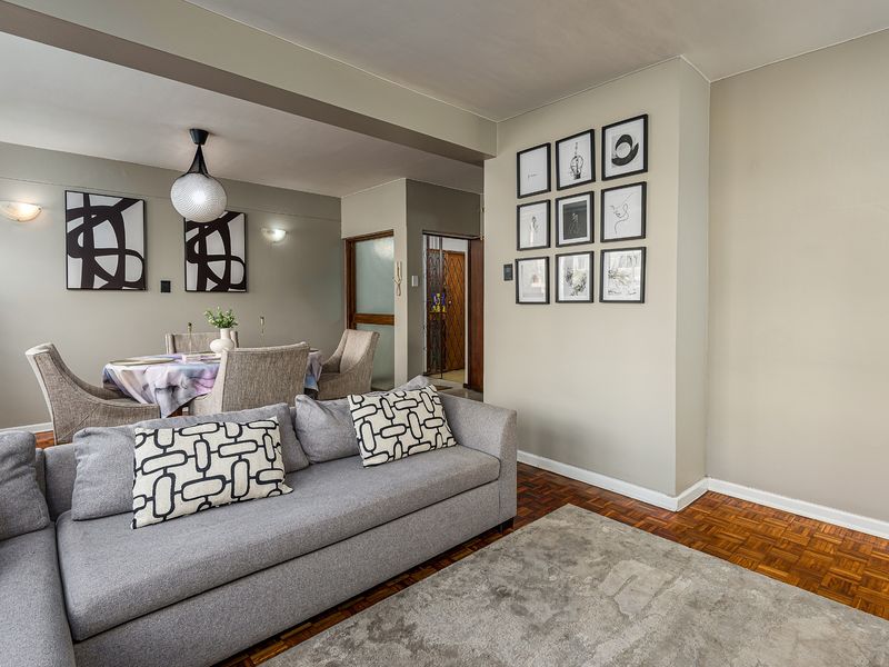 Apartment For Sale in Humewood - Photo 2