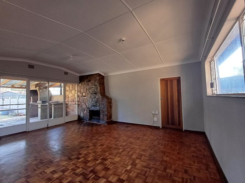 House For Sale in Flamwood - Photo 5