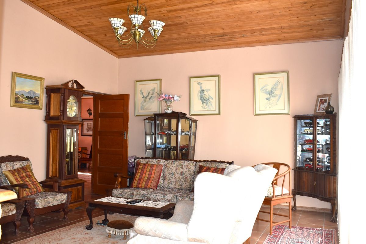 House For Sale in Villiersdorp Central - Photo 5