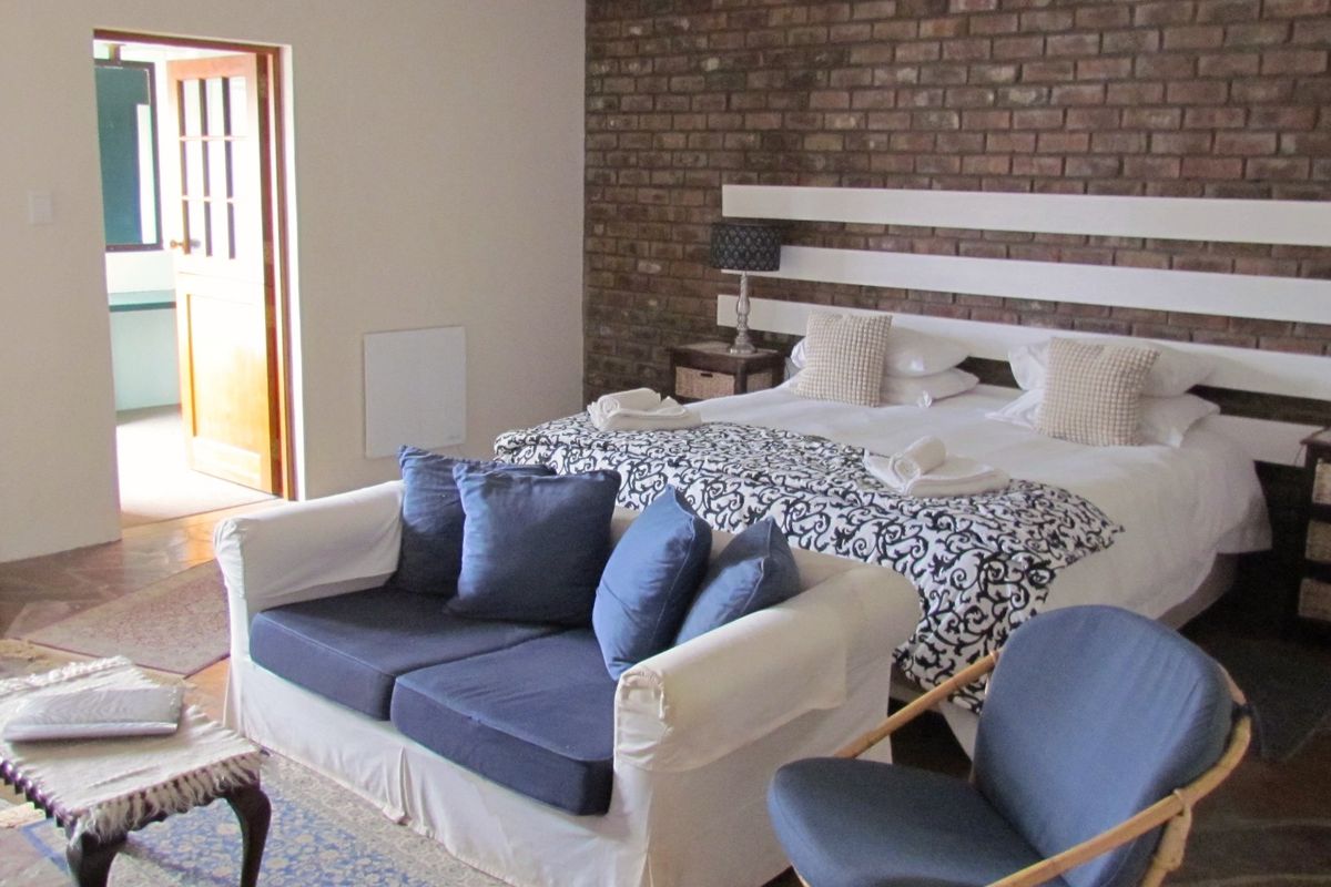 House For Sale in Prince Albert Central - Photo 2