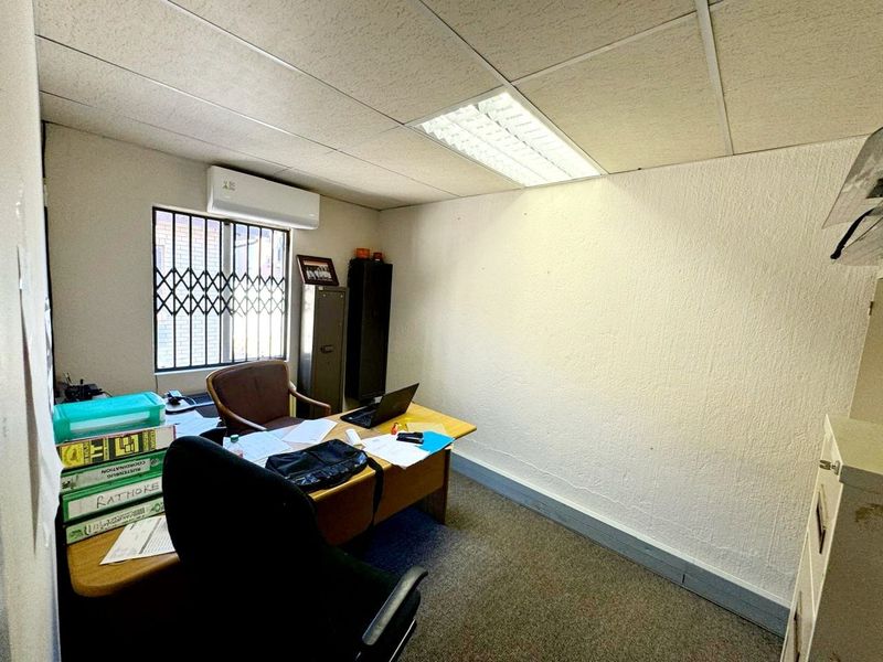 Office For Sale in Polokwane Central - Photo 4