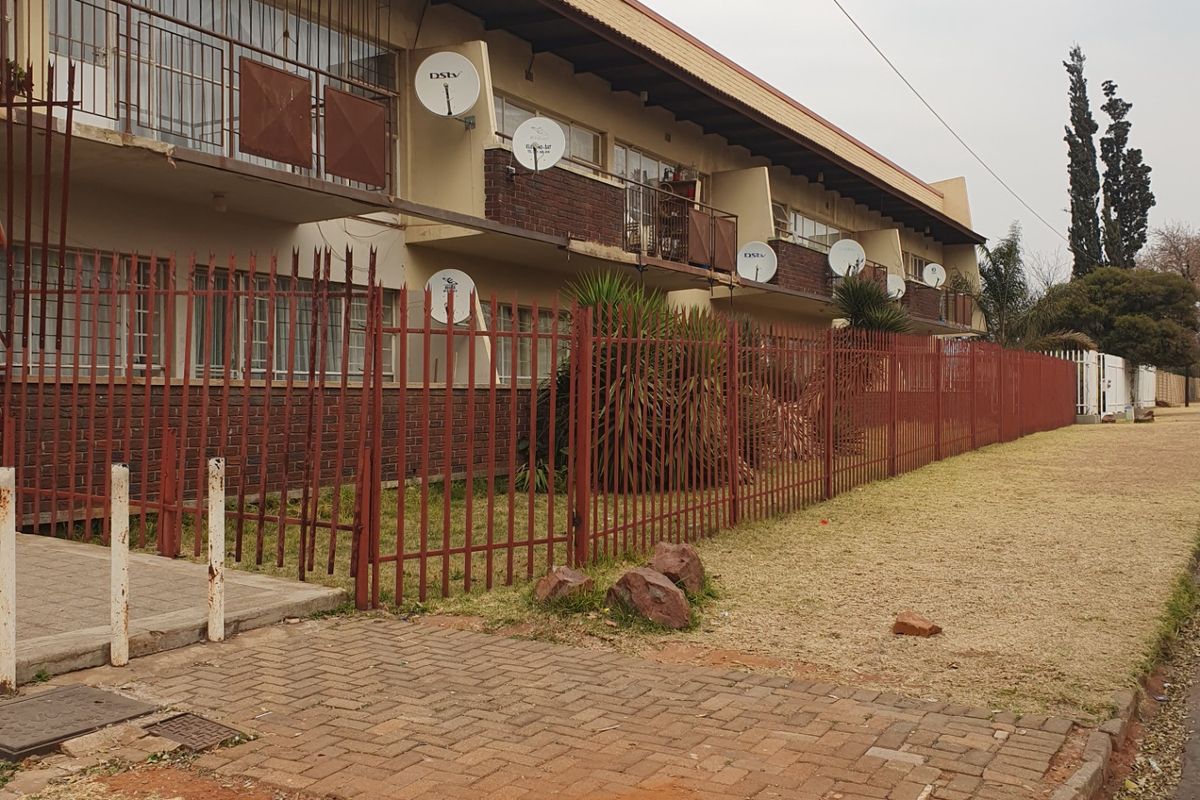 Commercial For Sale in Discovery - Photo 2