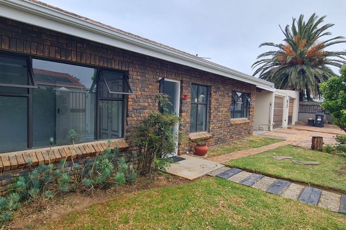 House For Sale in Dobson - Photo 5