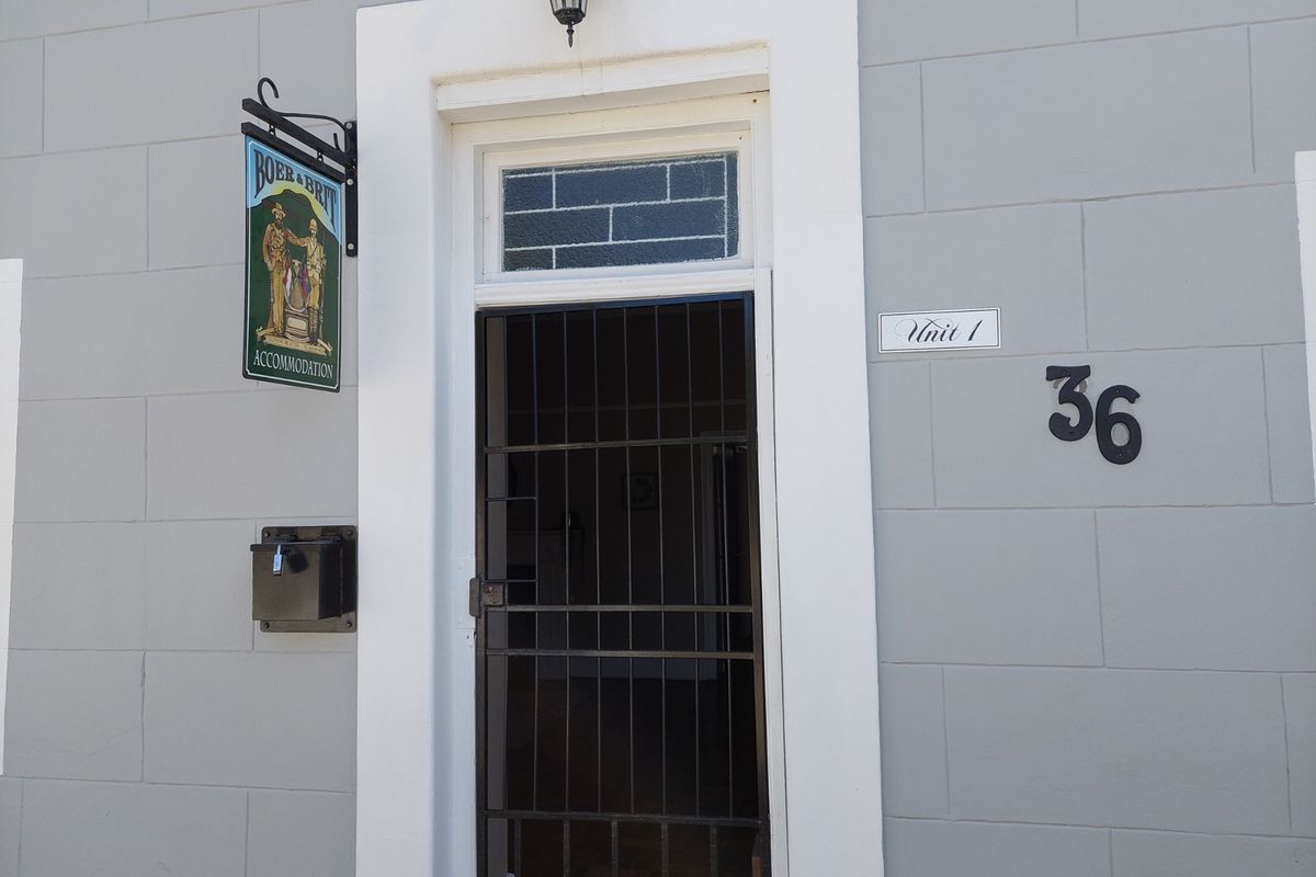 House For Sale in Graaff-Reinet Central - Photo 3