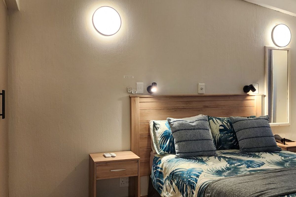 Townhouse To Rent in Shakas Rock - Photo 5