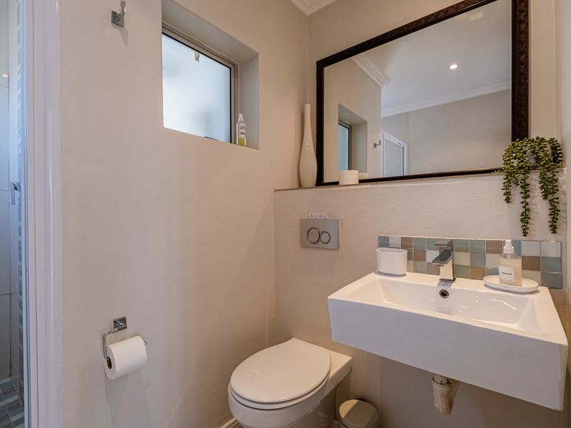 Apartment For Sale in Summerstrand - Photo 5