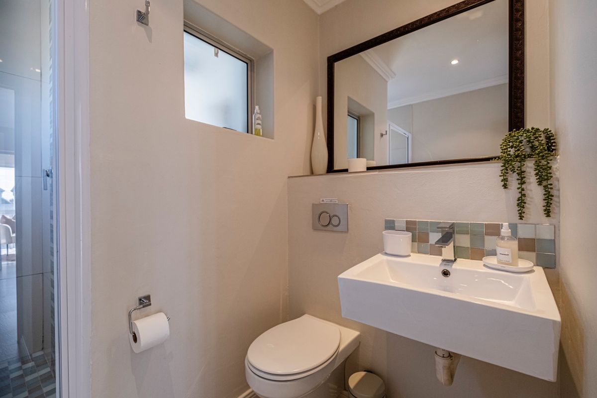 Apartment For Sale in Summerstrand - Photo 5