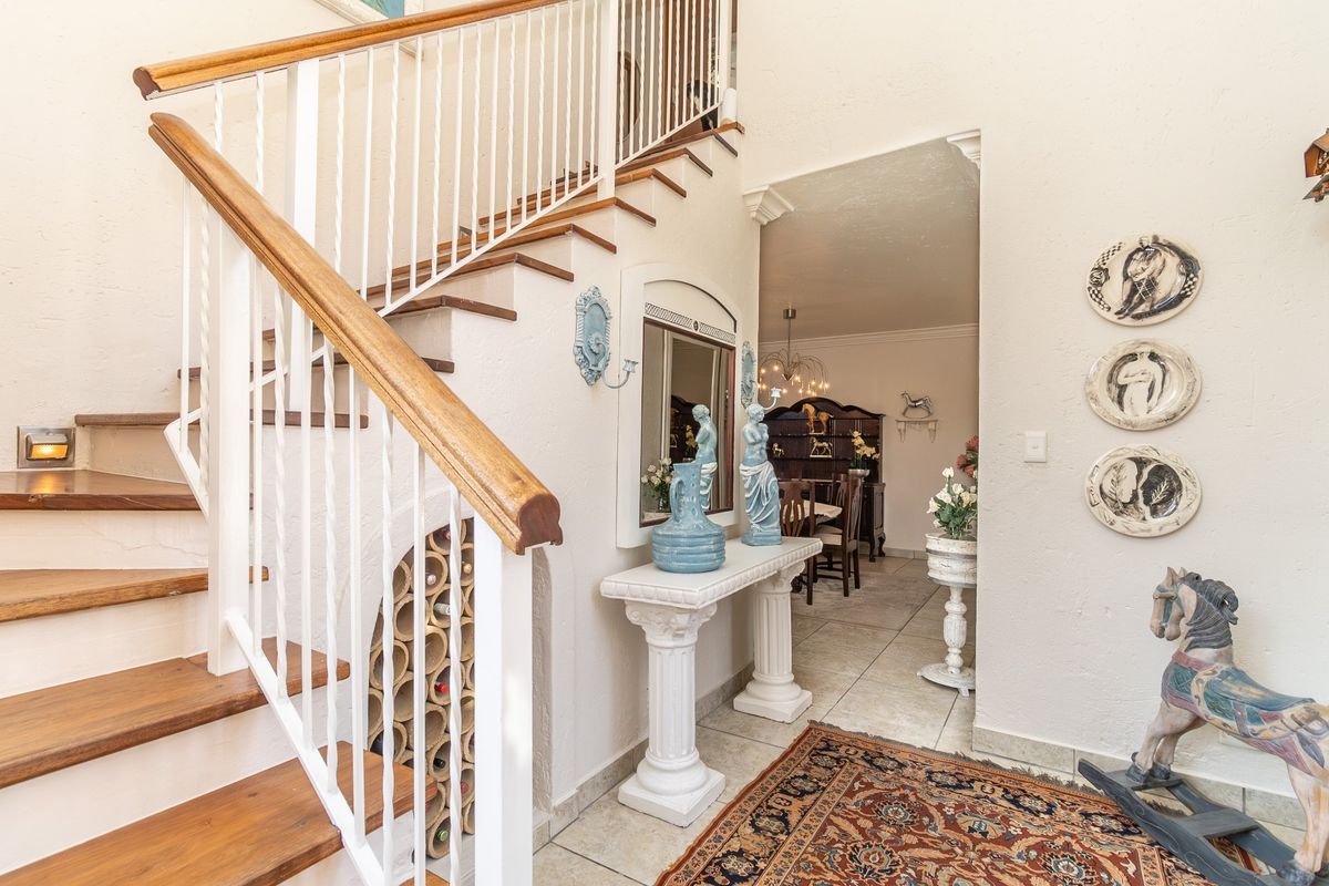 House For Sale in Featherbrooke Estate - Photo 3