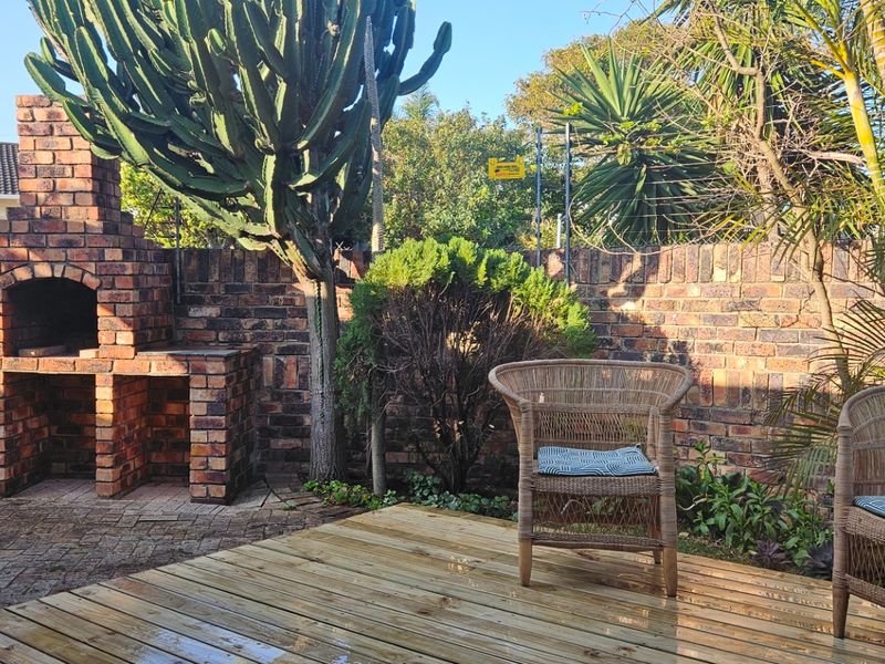 Townhouse To Rent in South End - Photo 4