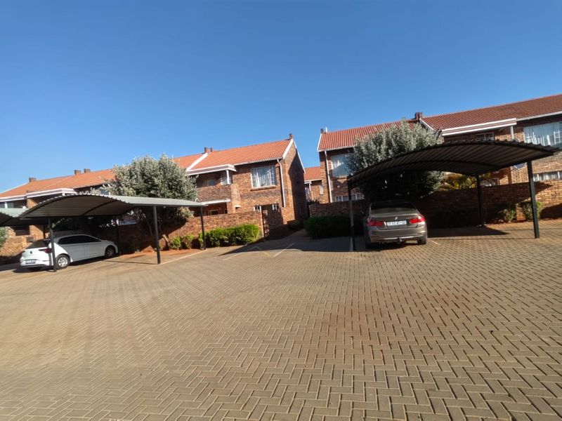 Apartment For Sale in Clarina - Photo 3