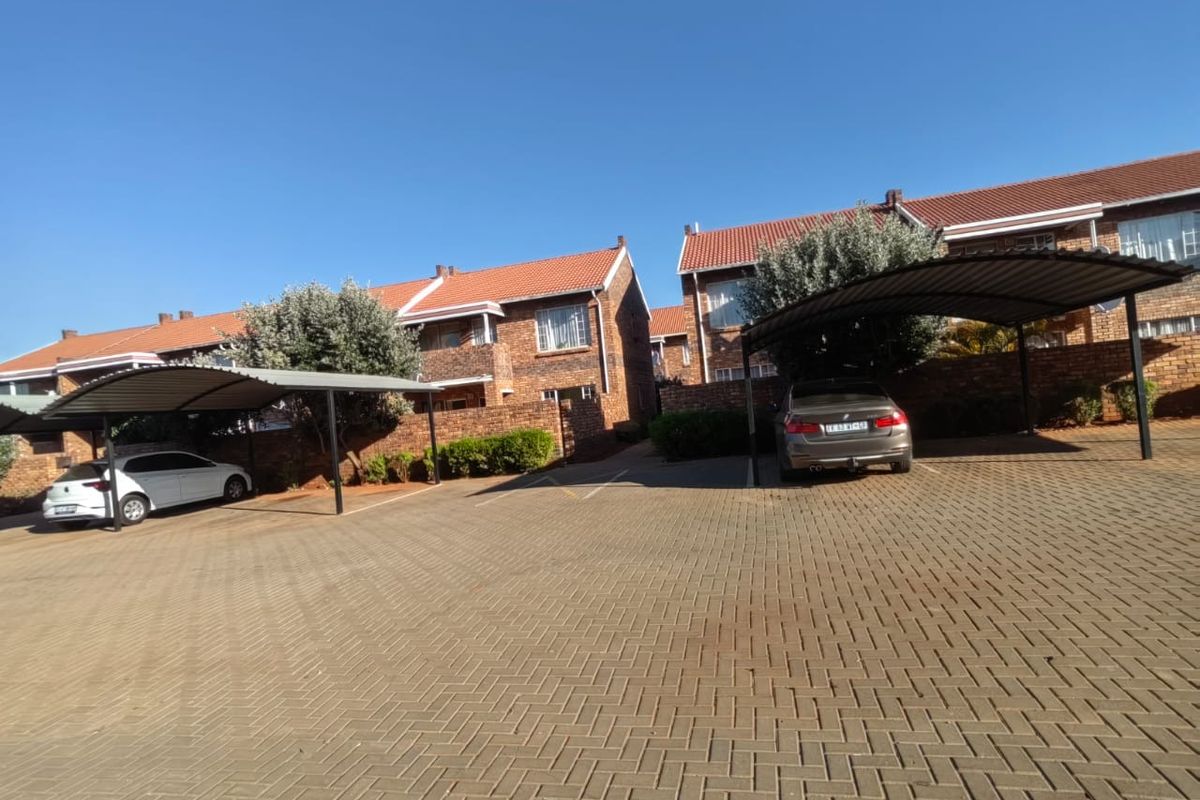 Apartment For Sale in Clarina - Photo 3