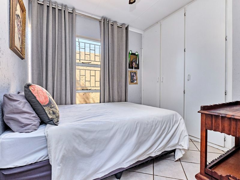 Townhouse For Sale in Little Falls - Photo 9