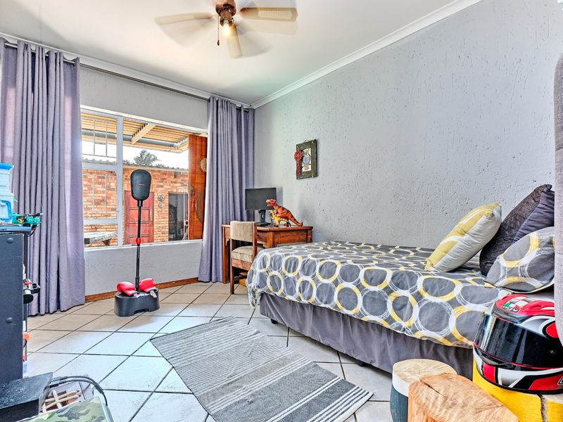 Townhouse For Sale in Little Falls - Photo 8