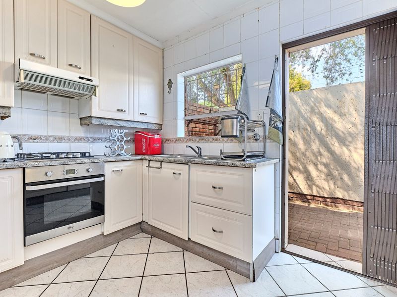 Townhouse For Sale in Little Falls - Photo 7