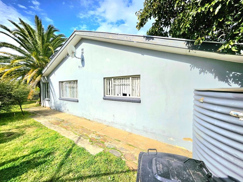 House For Sale in Somerset East Central - Photo 8