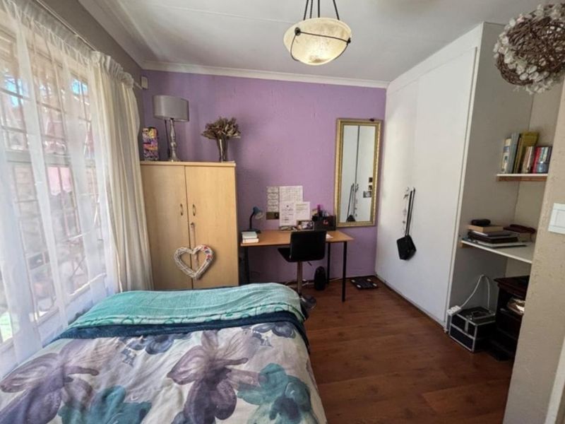 Townhouse For Sale in Wilgeheuwel - Photo 9