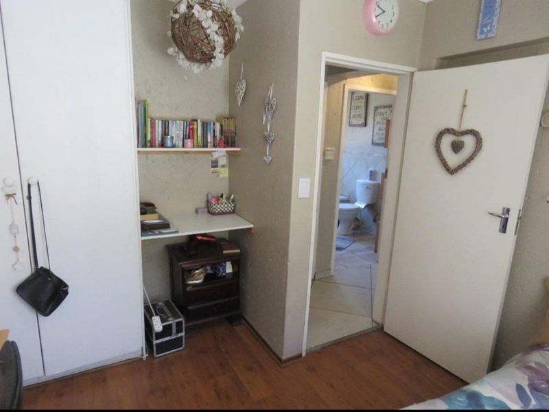 Townhouse For Sale in Wilgeheuwel - Photo 10