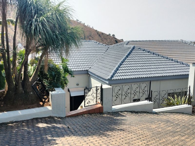 House For Sale in Rangeview - Photo 3