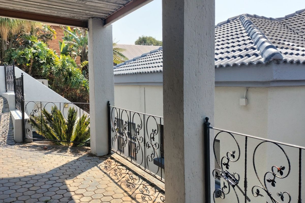 House For Sale in Rangeview - Photo 4