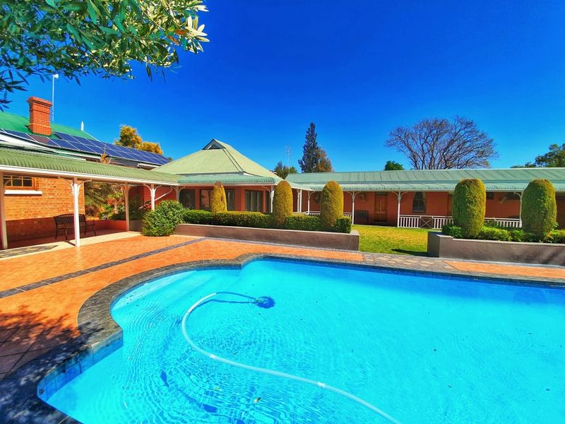 House For Sale in Belgravia - Photo 2