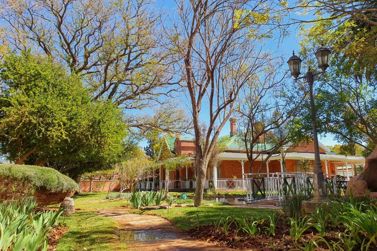 House For Sale in Belgravia - Photo 4