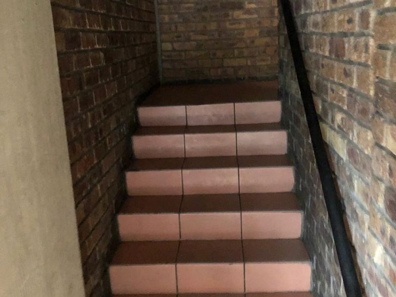 Apartment For Sale in Pretoria West - Photo 8