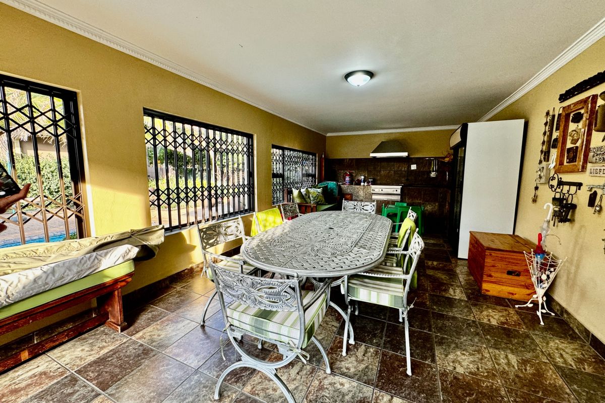 House For Sale in Kinross - Photo 4