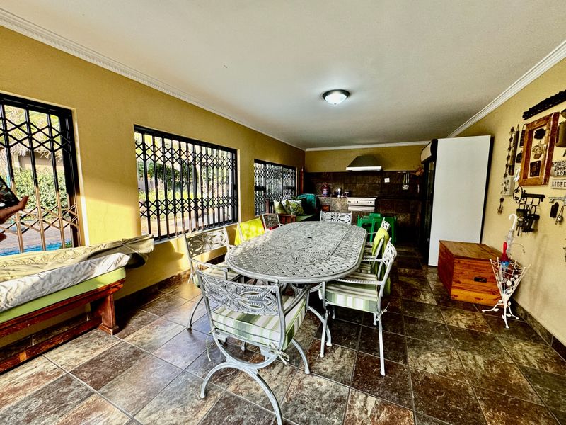 House For Sale in Kinross - Photo 4